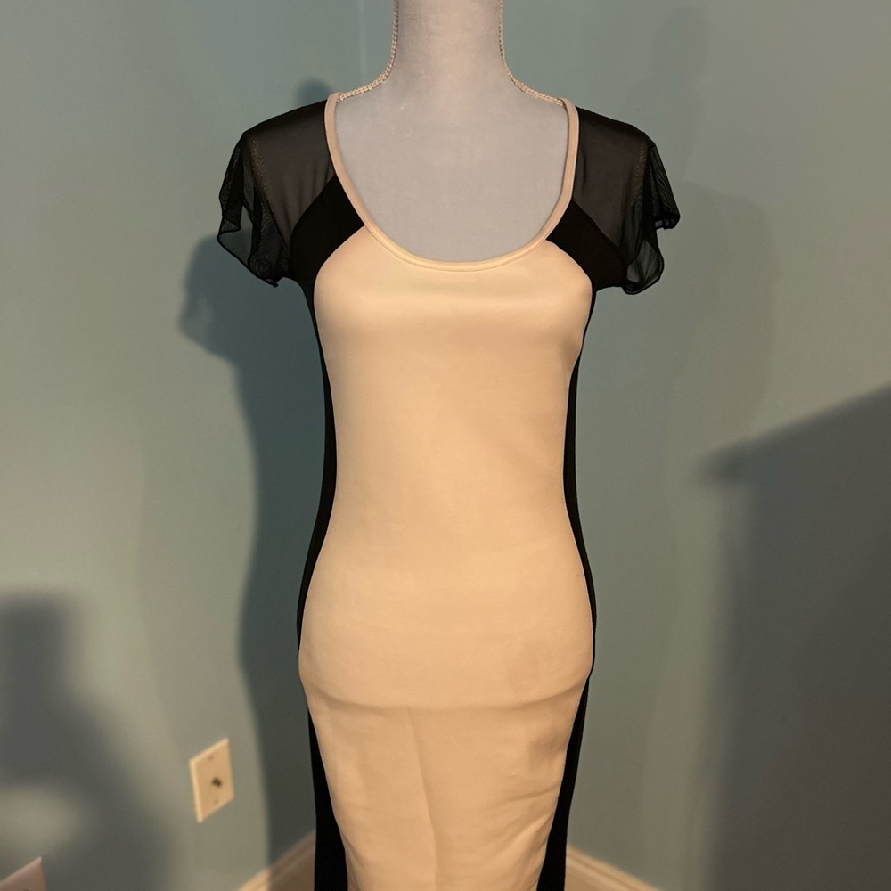 Annabelle Black and Cream Maxi Dress